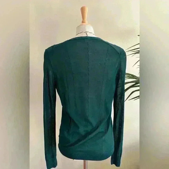 Uniqlo Lightweight Sheer Cardigan | Medium | Deep Green - Picture 6 of 11